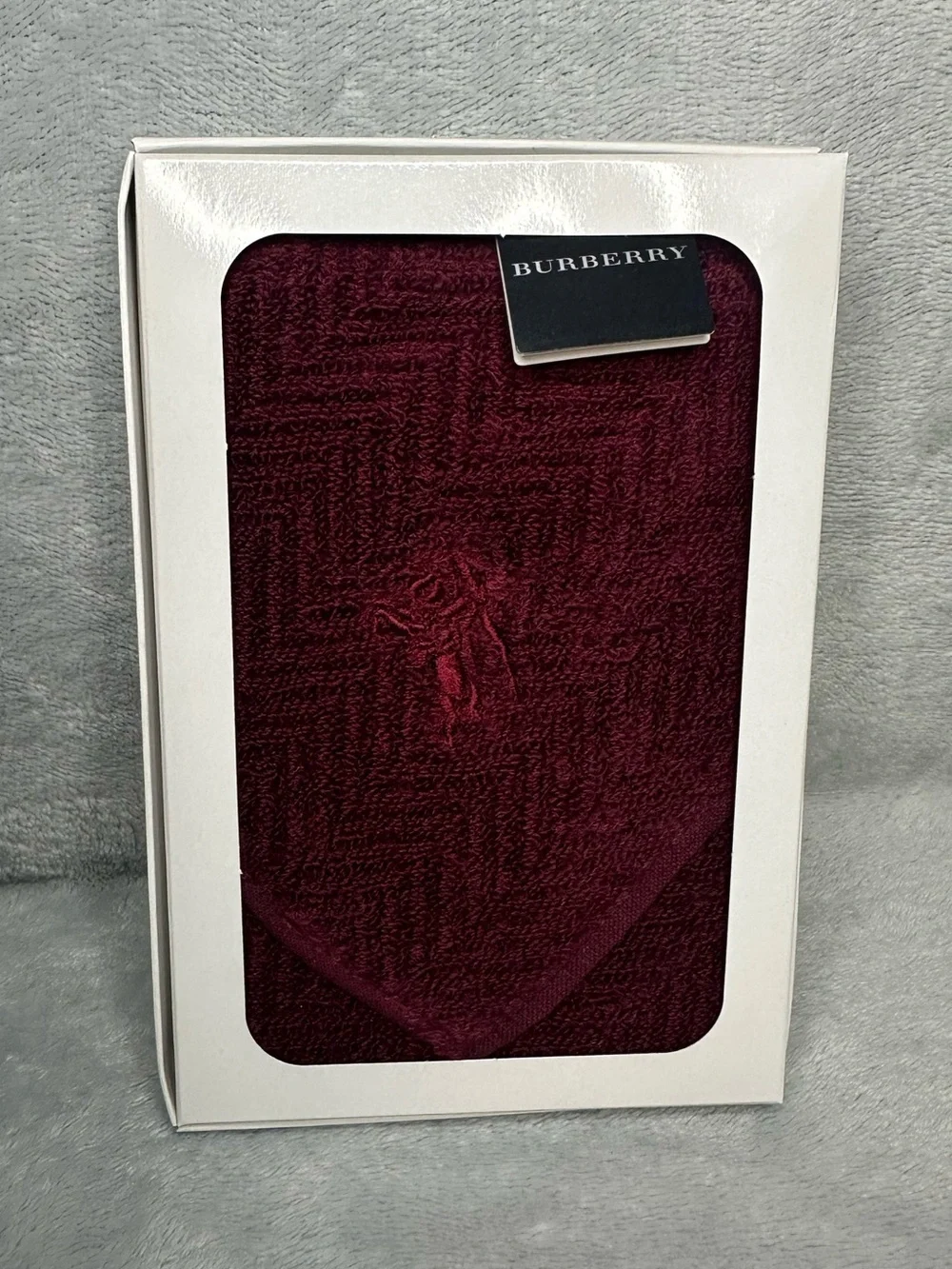 Burberry Burgundy Logo Washcloth NWT in Gift Box 13x13 Luxury Cotton